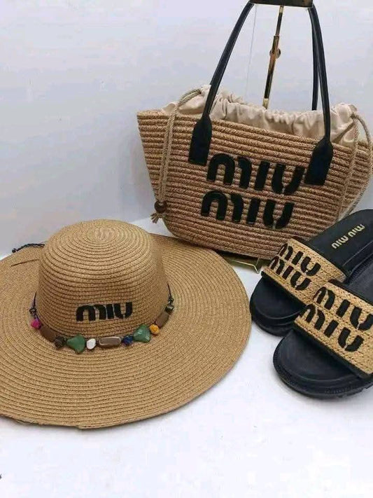 تألقي بأناقة الصيف مع مجموعة MIU MIU الفاخرة